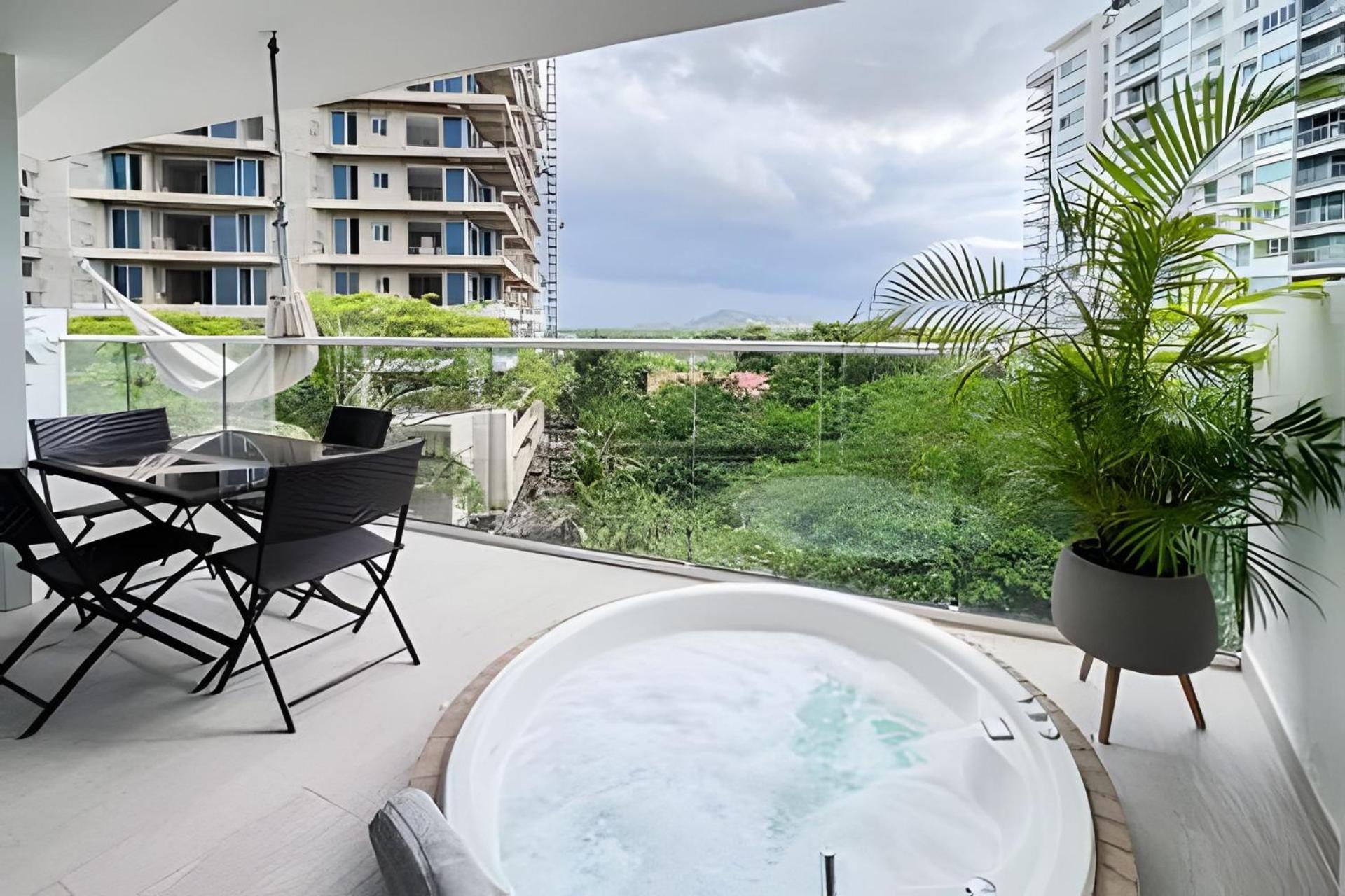 2 Con Jacuzzi Frente A Playa Morros
